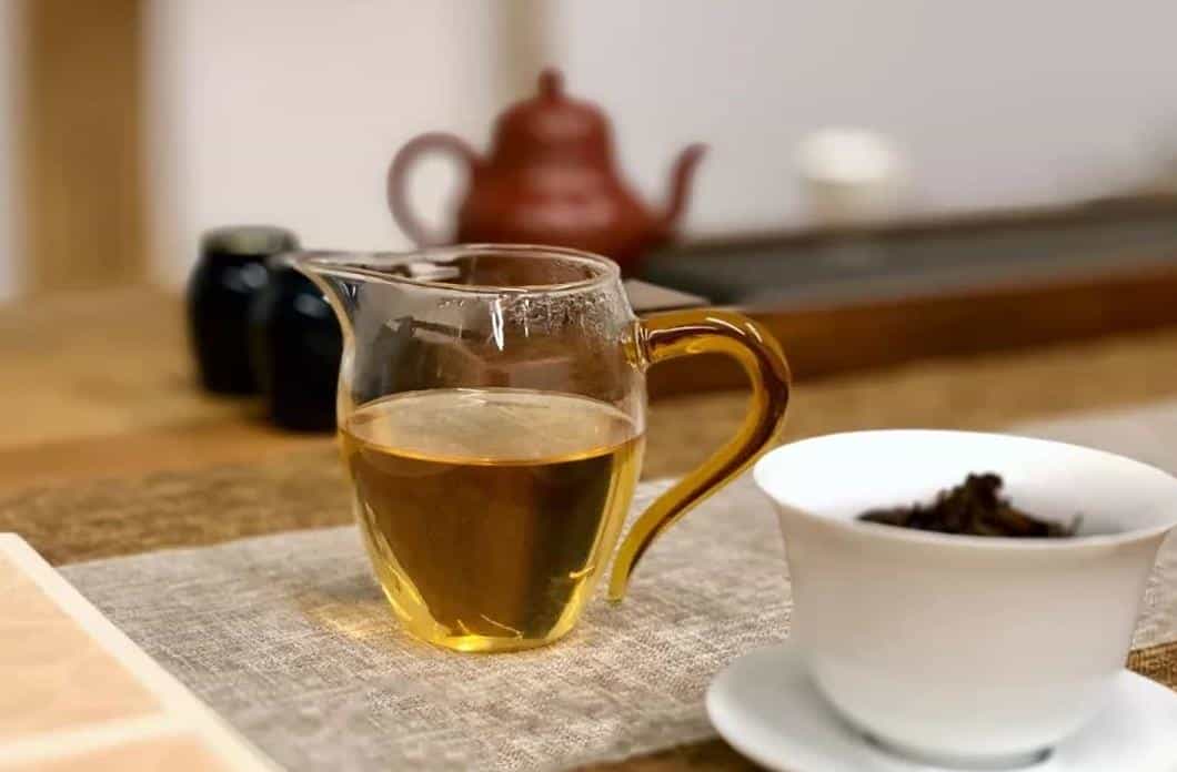 黑乌龙茶,泡茶指南正确冲泡获取最佳风味